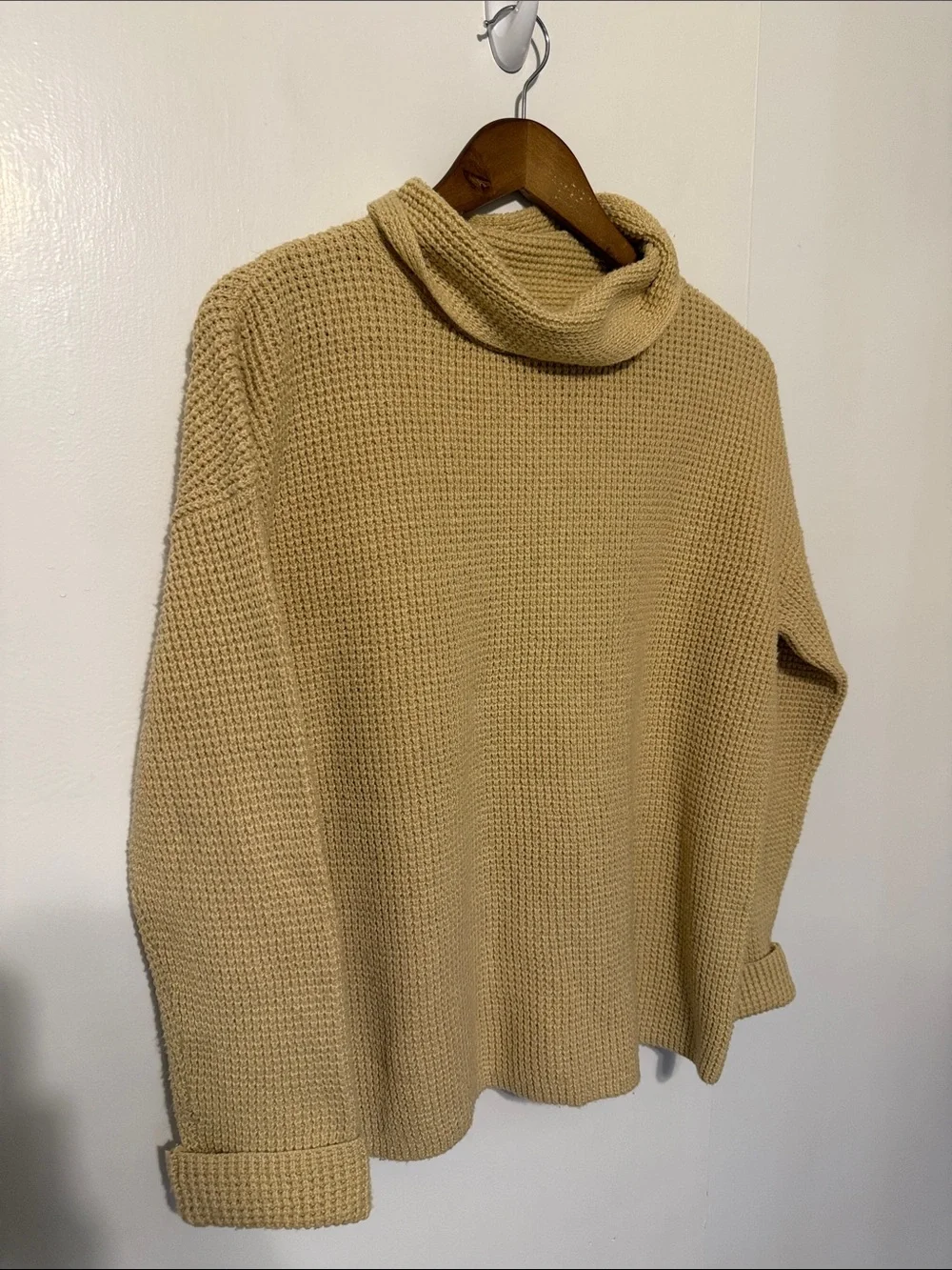 J. Jill Long Sleeve Turtle Neck Waffle Knit Sweater Beige LP Neutral Fall Warm